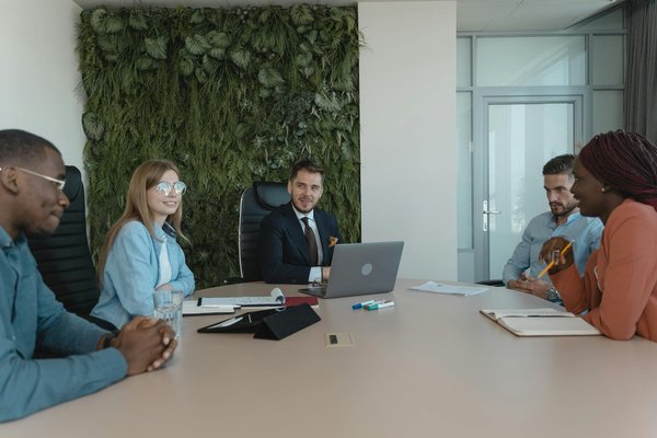 Can Modular Smartphone Designs Promote Longer Device Lifespans and Reduce Electronic Waste?